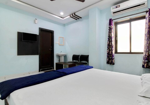 Super SPOT ON Sri Vaishnavi Lodge