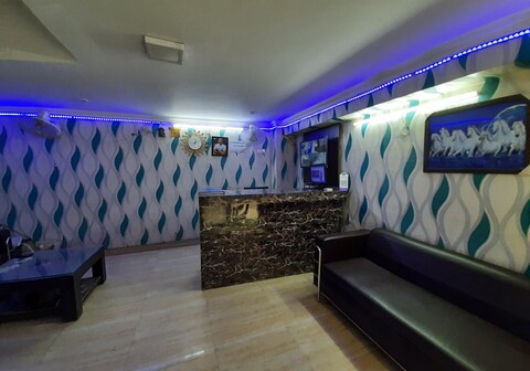 Anshuman Guest House