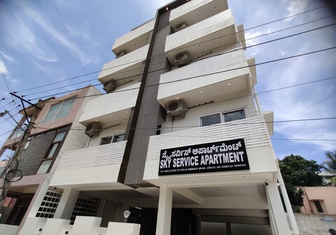 Sky Serviced Apartment.
