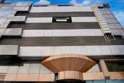 Super Townhouse Oak JM Road formerly Krishna presidency, Pune Super Townhouse Oak JM Road formerly Krishna presidency, Pune