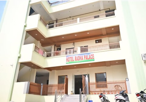 RADHA PALACE