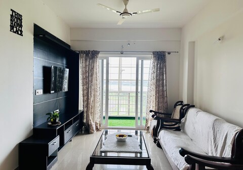 Pearl Home Service Apartment