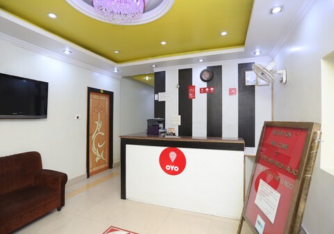 Hotel O New Mega Palace