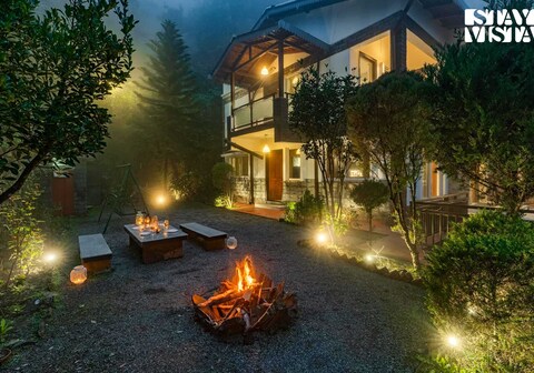 StayVista at Viva La Vida w/ Bonfire