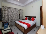 OYO 6073 Hotel K M B, Mathura OYO 6073 Hotel K M B, Mathura