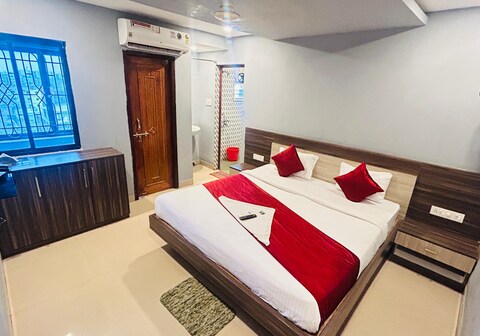 2BHK Entire Apartment Near AIIMS by SSJ Premium