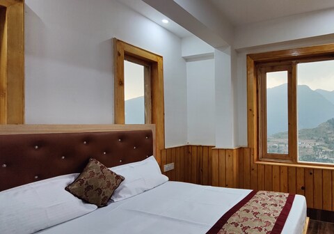 DIWAN SACHPASS GUEST HOUSE