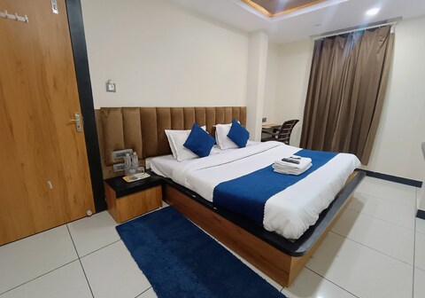 Hotel Shri Anaadi Palace