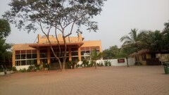 Hotel Sapphire Green Wood, Raipur Hotel Sapphire Green Wood, Raipur