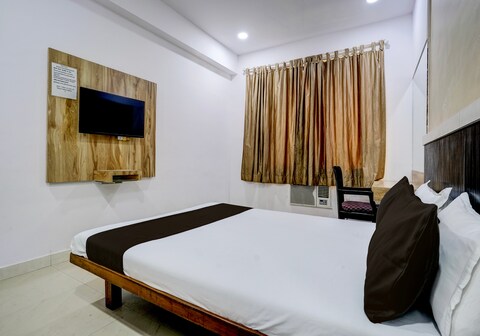 Hotel O Sai Leela