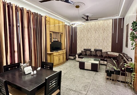 Homely Feel 2BHK Prime Location in Chandigarh