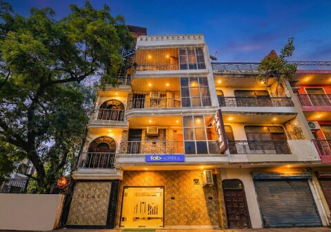 FabHotel Shiv Palace