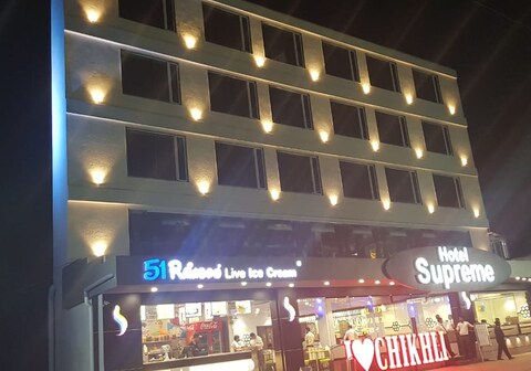 Hotel Supreme and Guest House