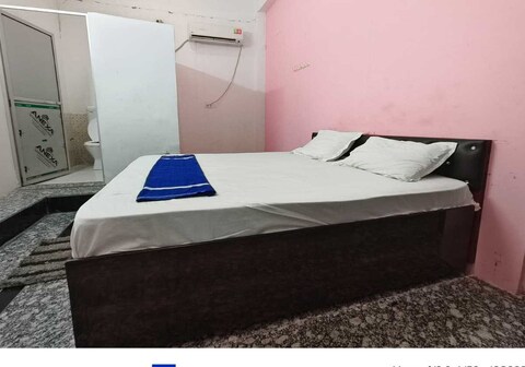 Hotel O Crown Hotel