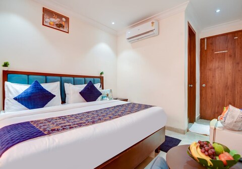 Hotel ivory Delhi Airport by SS Group