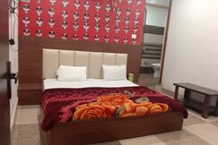 The Mansarovar Palace By WB Inn, Ayodhya The Mansarovar Palace By WB Inn, Ayodhya