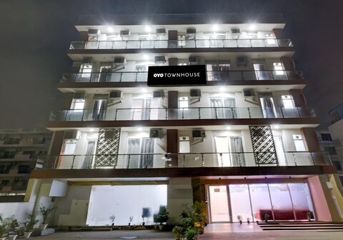 Collection O Deep Residency