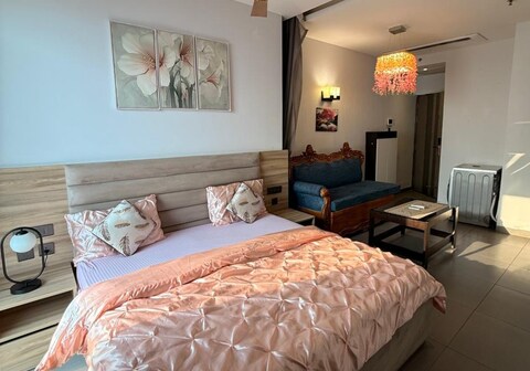 Elite | 27th Floor River View by Luxury Heights