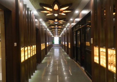 The Novelty Hotel Kanpur
