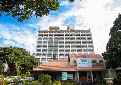 Woodlands Hotel