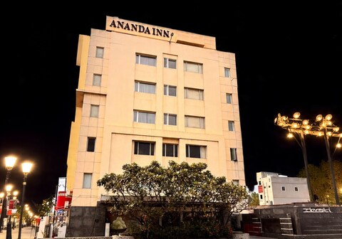 Hotel Ananda Inn