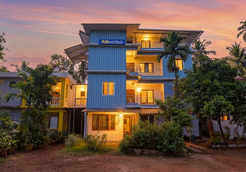 FabHotel Lavish Exotic
