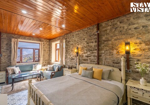 StayVista at Modesto @ Juneo Orchards