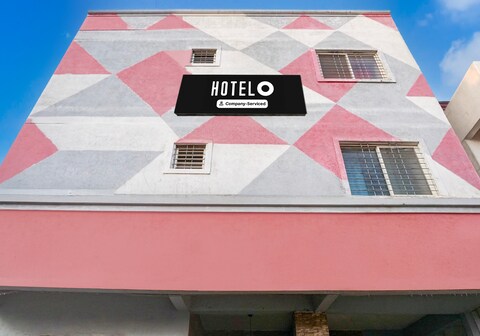 Super Hotel O Dhanori Near Pune Airport