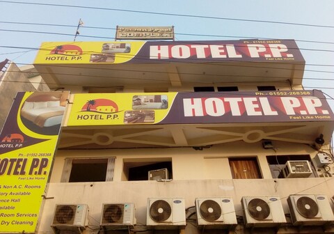 Hotel P P