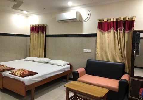 HotelKarthikResidency
