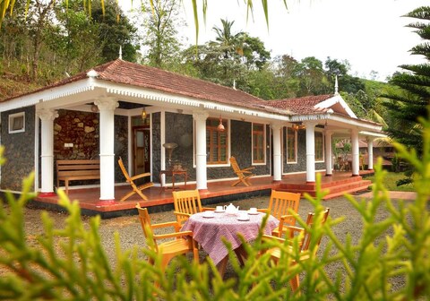 Cassells Bunglow Resort