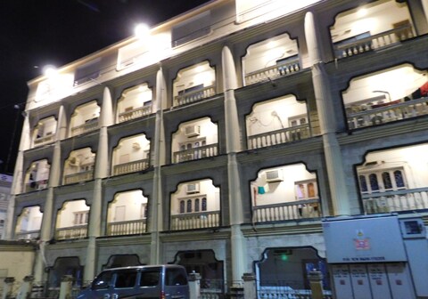 HOTEL AMRITA