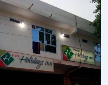 Hotel Holidays Inn