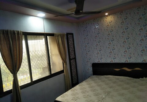 Cozy Bhayander Flat