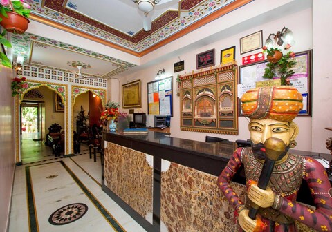 Hotel Moon Light Palace