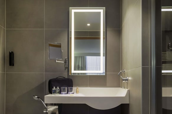 NOVOTEL GENEVE CENTRE - GENEVA