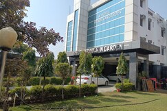 Hotel Vrindavan Garden, Vrindavan Hotel Vrindavan Garden, Vrindavan
