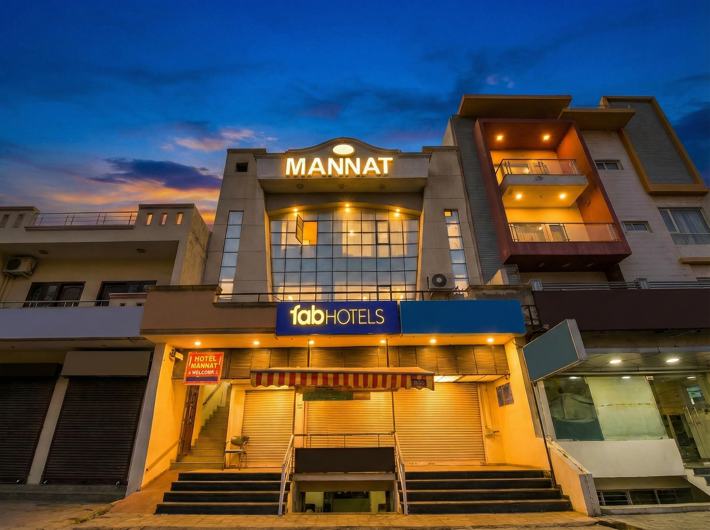 FabHotel Mannat Paschim Vihar
