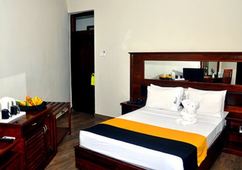 Hikkaduwa Beach Hotel