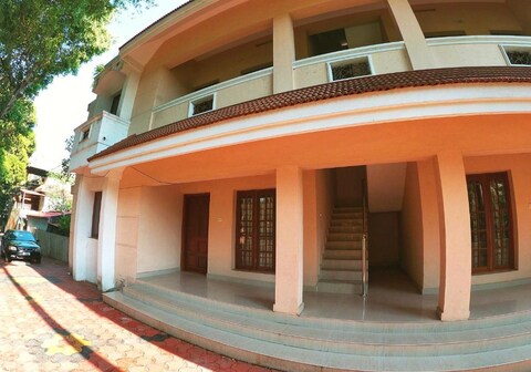 Shalom palace cochin