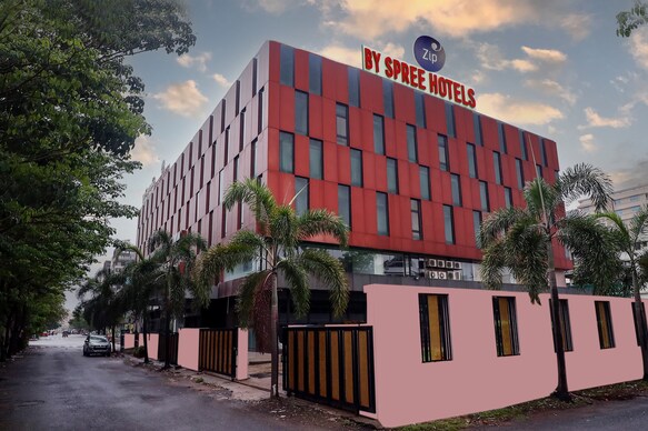 Zip By Spree Hotels Surat