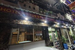 Lotustar, Delhi Lotustar, Delhi