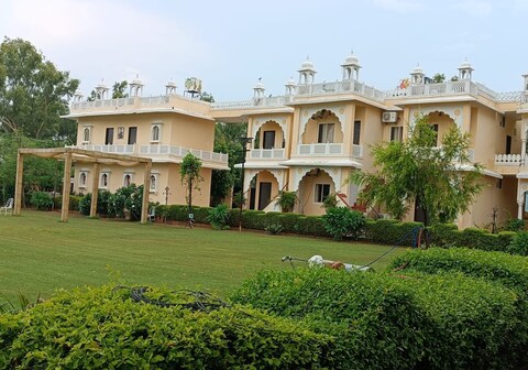 Rani Bagh Resort
