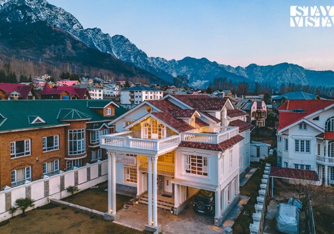 StayVista at Midsummer Moon