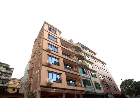 OYO 587 Hotel Tradition Inn