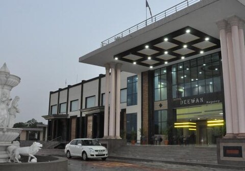 Hotel Deewan Regency (110 kms from Jaipur)