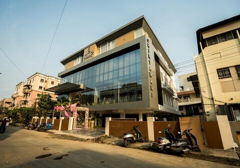 CHINTAMANI LODGING