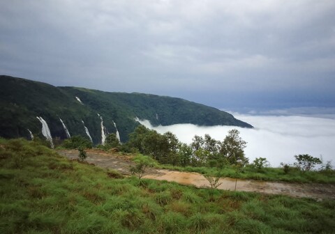 BREIANCY HOLIDAY INN