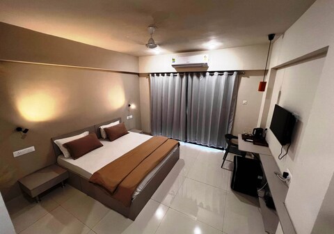 Hamlet Studio Apt 605, Baner Pune
