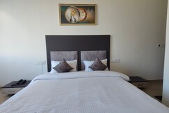 Hotel The Khazan Heights, Sri Ganganagar Hotel The Khazan Heights, Sri Ganganagar